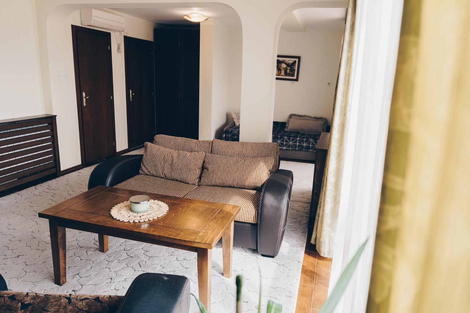 Vila Gardenia Gumoshtnik 외부 사진